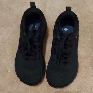 Women's Black Athletic Shoes